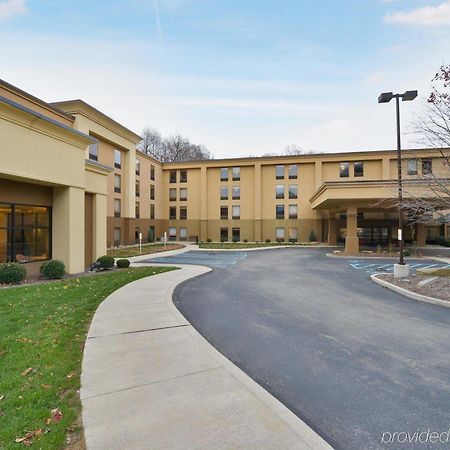 Mcknight Hotel McCandless Township Zewnętrze zdjęcie