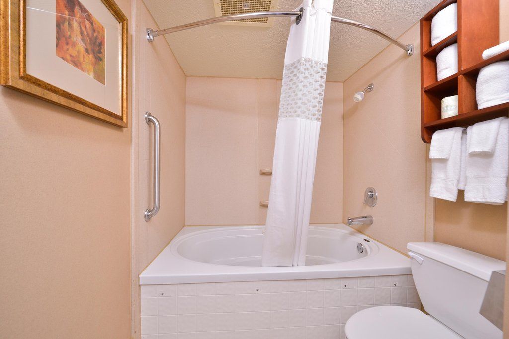 Mcknight Hotel McCandless Township Zewnętrze zdjęcie